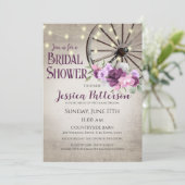 Wagon Wheel and Lights Rustic Barn Wood Invitation (Debout devant)