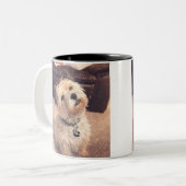 Waiting Puppy Coffee Mug – Cute Dog Design (Devant gauche)