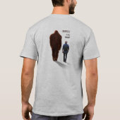 WALEN MET BIGFOOT SASQUATCH - IK WEET 3 T-SHIRT (Achterkant)