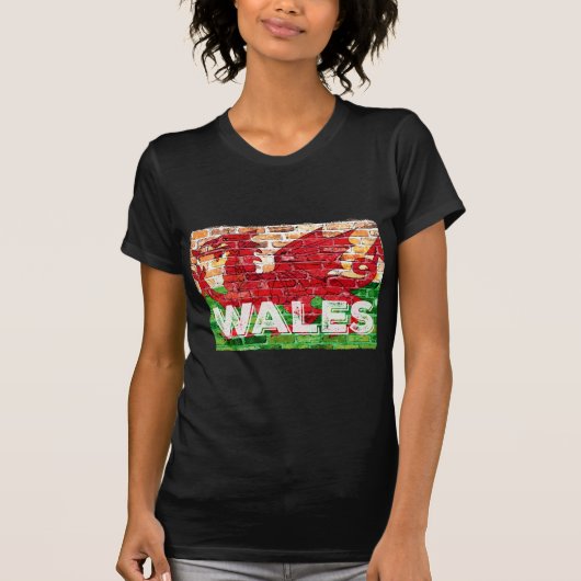 Wales Flag op Brick T-shirt (Voorkant)