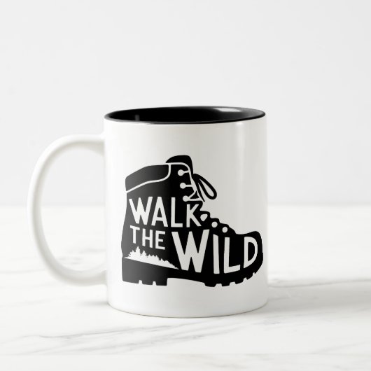 Walk the Wild Hiking Boot Graphic Design Tweekleurige Koffiemok (Links)