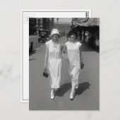 Walking Hand in Hand, 1924 Briefkaart (Voorkant / Achterkant)