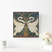 Walter Crane Swan, Rush en Iris Art Nouveau Vierkante Klok (Huis)