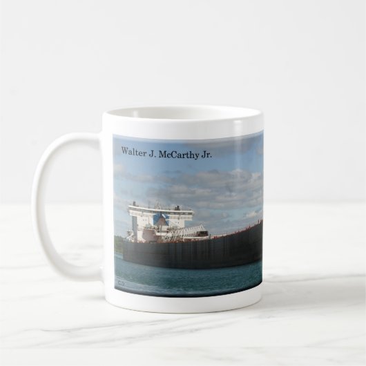 Walter J. McCarthy Jr. photo complète mug (Gauche)