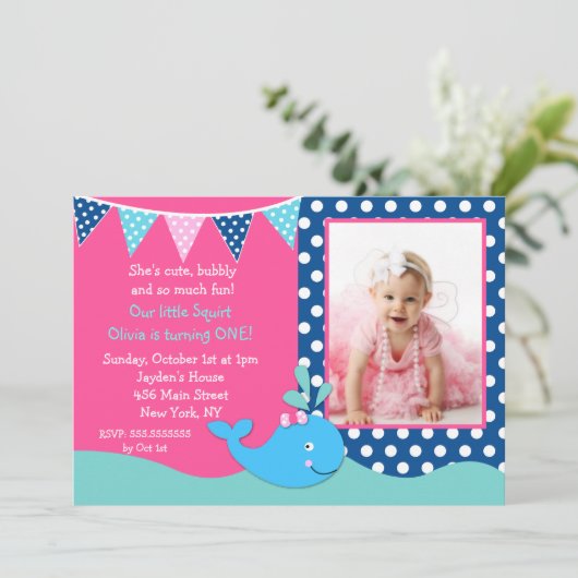 Walvisfoto verjaardagsfeestje uitnodigingen meisje (Staand voorkant)