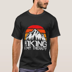 Wandelen is therapie grappig wandelen kamperen ret t-shirt