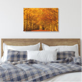 Wandelpad door herfst bos canvas (Insitu (Slaapkamer))
