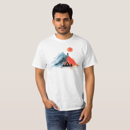 Wander the Peaks – Abstract Mountain & Campfire T-shirt (Voorkant volledig)