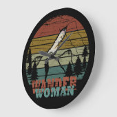 wander vrouw wandelend grote klok (Hoek)