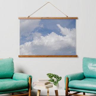 Wandtapijt met houten bovenrand 'Cloud Dreamer' Hangend Wandkleed