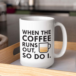 Wanneer de koffie buiten de koffie-Mok valt Koffiemok