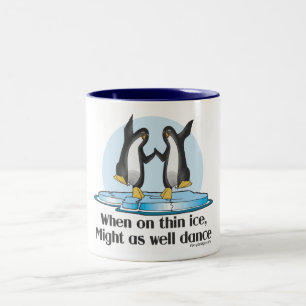 Wanneer op Thin Ice Pinguins Funny Design Tweekleurige Koffiemok