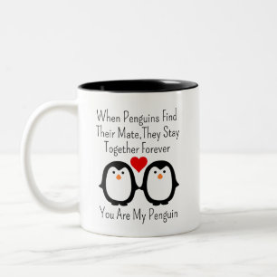 Wanneer pinguïns hun moeder vinden, blijven ze bi tweekleurige koffiemok
