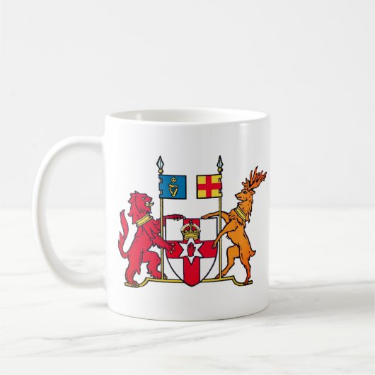 Wapenstaart van de Noord-Ierse koffie-Mok Koffiemok (Links)