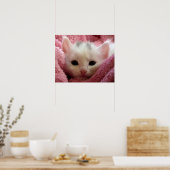 Warm Kitten in een mandje Poster (Keuken)