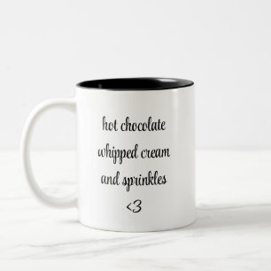 Warme chocolade slagroom en strooien <3 tweekleurige koffiemok