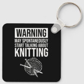 Warning - May Start Talking About Knitting Sleutelhanger (Achterkant)