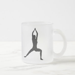 Warrior Yoga Pose Silhouette Black en White Matglas Koffiemok
