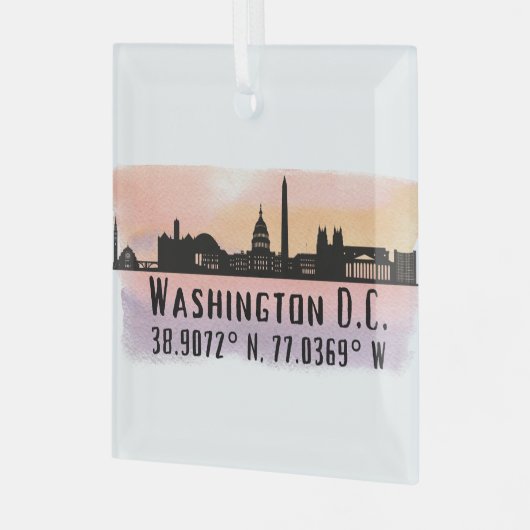 Washington DC Skyline Latitude en Lengtegraad Glas Ornament (Voorkant links)
