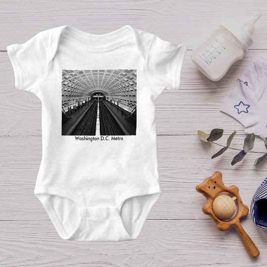 Washington Metro Station kijkt naar de rails Romper
