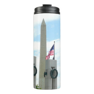 Washington Monument en WWII-herdenkingsmonument in Thermosbeker