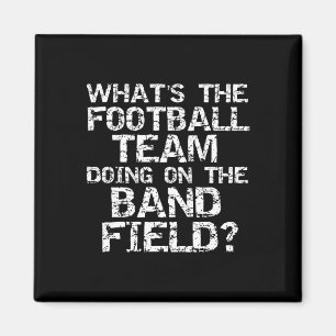 Wat doet het Football team op de band F Magneet