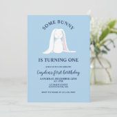 Wat een Bunny is een blauwe Eerste Dag Uitnodiging (Staand voorkant)