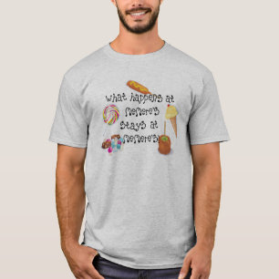 Wat er gebeurt bij Memere's STAYS bij Memere's T-shirt