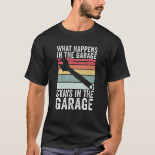 Wat gebeurt er in de garage in de Garage Gif? T-shirt