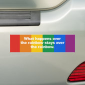 Wat gebeurt er over de regenboog? bumpersticker (Op auto)