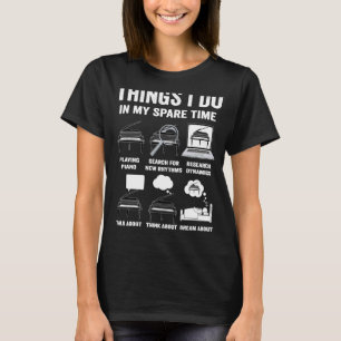 Wat ik doe in mijn vrije tijd, Piano muziekspeler T-shirt