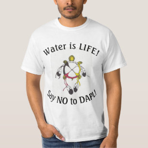 Water is leven T-shirt