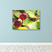 Water Lily Canvas Print (Insitu (Houten vloer))