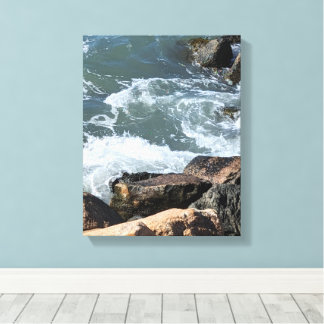 Water Splashing on Rocks Photo Canvas Afdruk