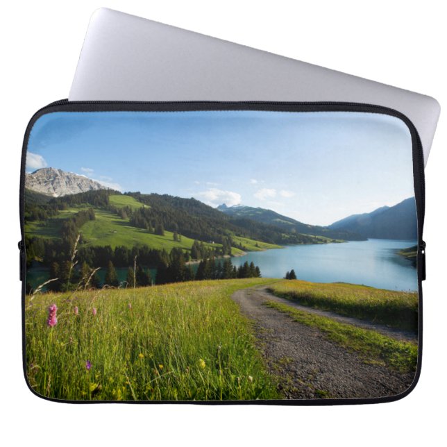 Water | Zwitserse Alpen — Voetpad Laptop Sleeve (Voorkant)
