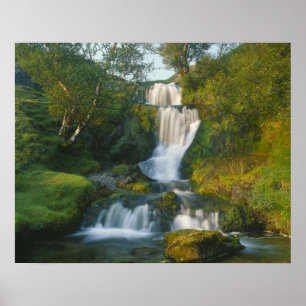 Waterfall, eiland Skye, Schotland Poster