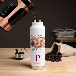 Waterfles met waterverf bloemen en monogram meisje