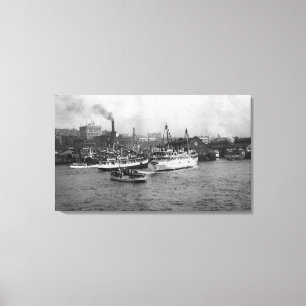 Waterfront Scene met schepen van Seattle Canvas Afdruk