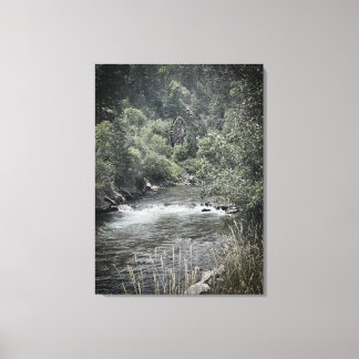 Waterrad langs de rivier canvas afdruk