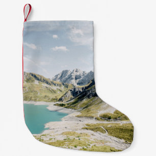 WATERSTOFFEN DIE DOOR DE MONTAINEN WORDEN OMGEBRAC KLEINE KERSTSOK