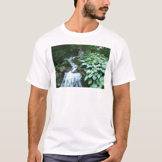 Waterval en Hostas T-shirt (Voorkant)