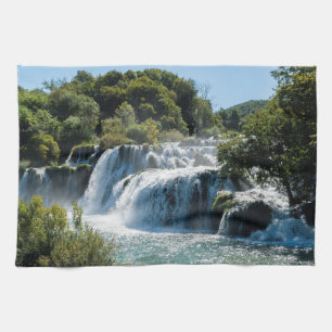Waterval in Krka Nationaal Park - Dalmatië, Kroati Theedoek