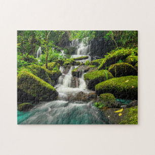 Waterval in Oerwoud Phu Tub Berk Mountain Legpuzzel