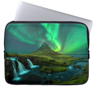Waterval   Kirkjufellfoss Waterfall, IJsland Laptop Sleeve