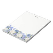 Waterverf Blue Hydrangeas White Rose Gepersonalise Notitieblok (Gedraaid)