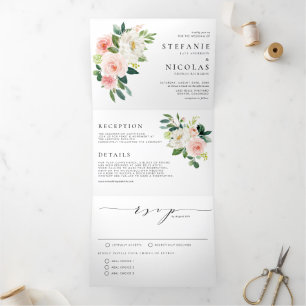 Waterverf Blush en White Flowers Spring Wedding Drieluik Uitnodiging