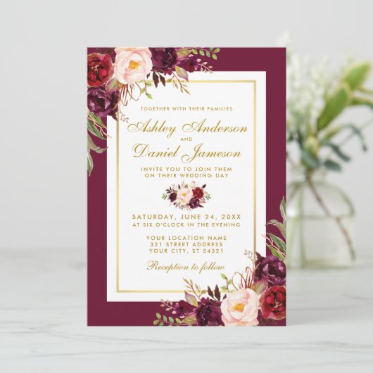 Waterverf Burgundy Floral Gold Wedding Invite GB Kaart (Staand voorkant)