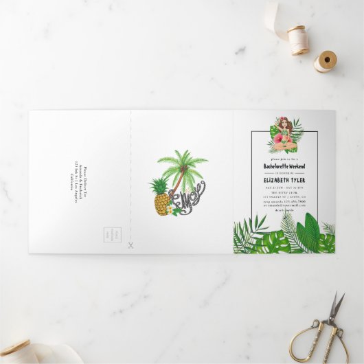 Waterverf Exotic Aloha Luau Bachelorette Weekend Drieluik Uitnodiging (Buitenkant)