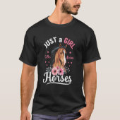 Waterverf gewoon een meisje dat van paarden houdt t-shirt (Voorkant)