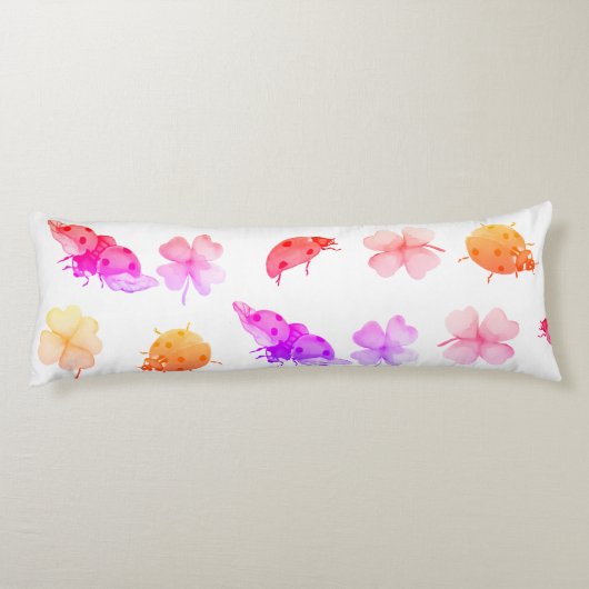 Waterverf ladybugs en vierbladklavers lichaamskussen (Achterkant)